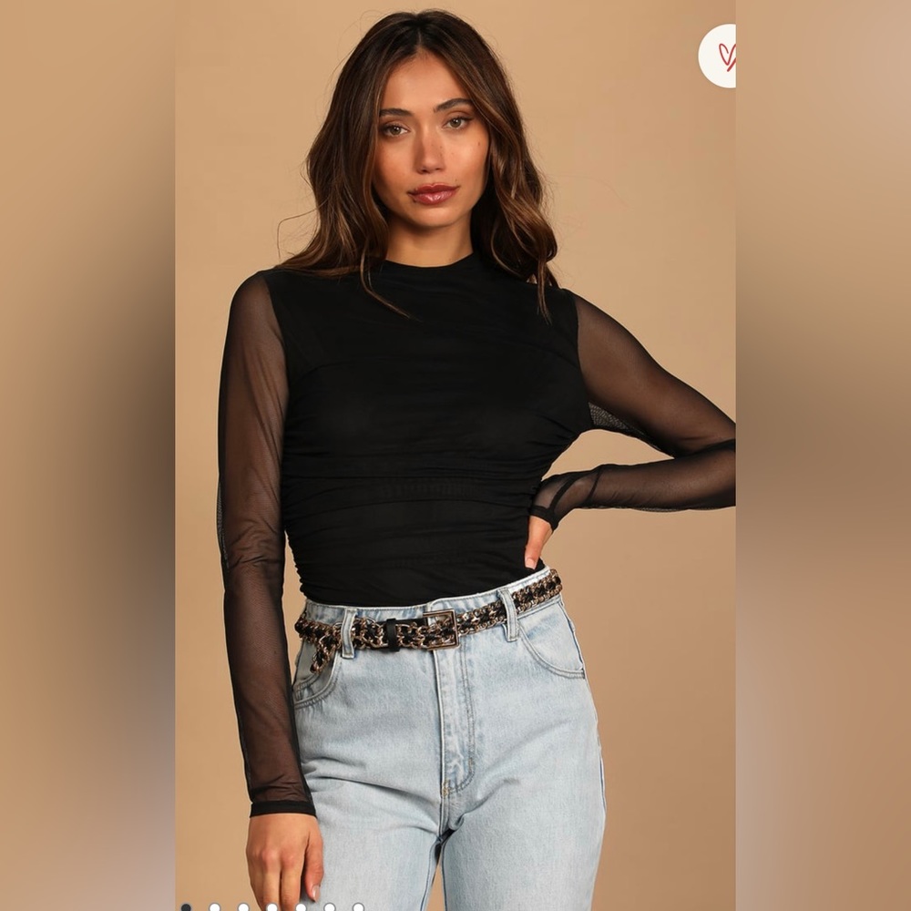 Lulu’s Black Ruched Mesh Long Sleeve Bodysuit — Size extra large— New with tags